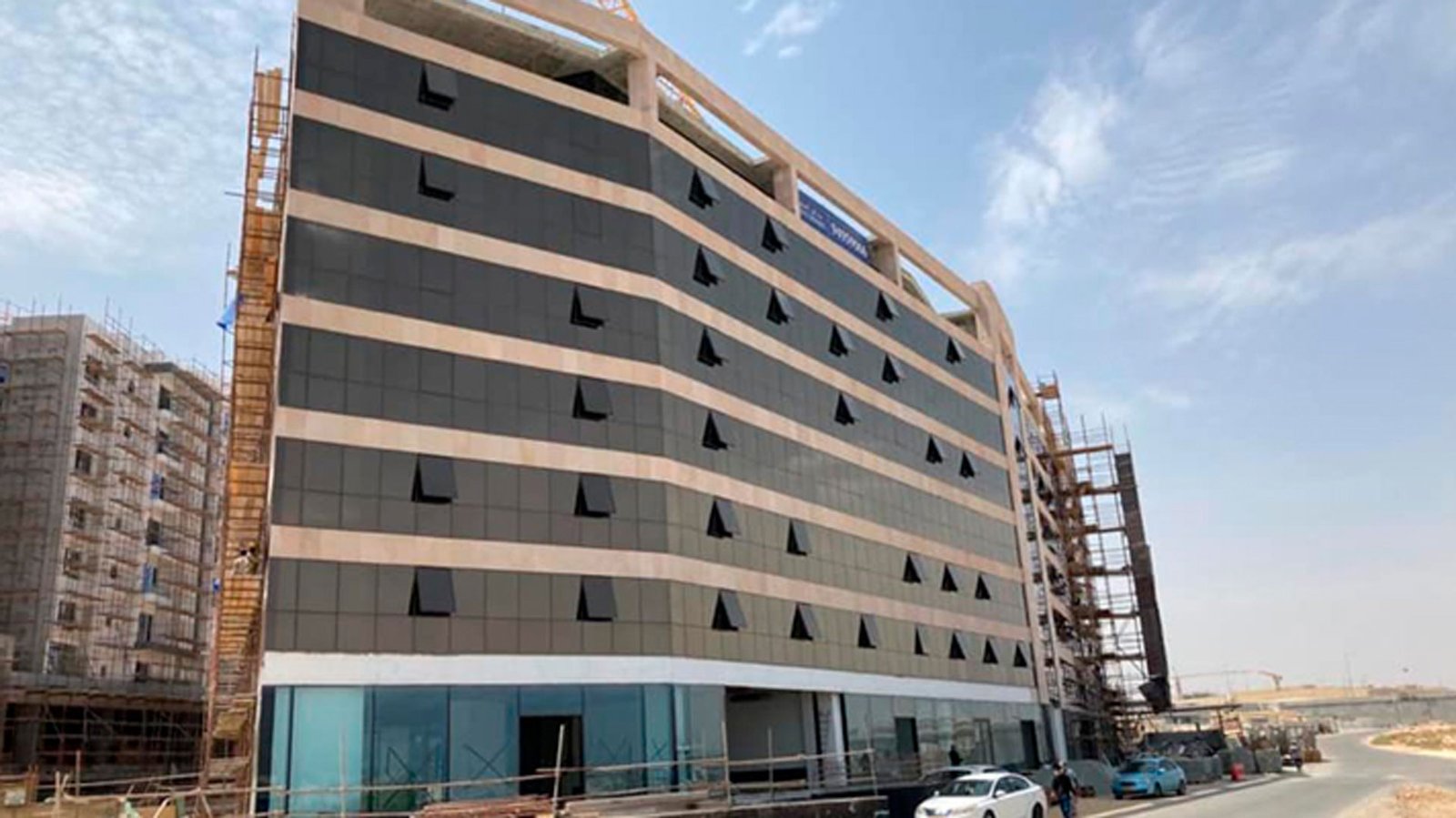 Business Tower 1